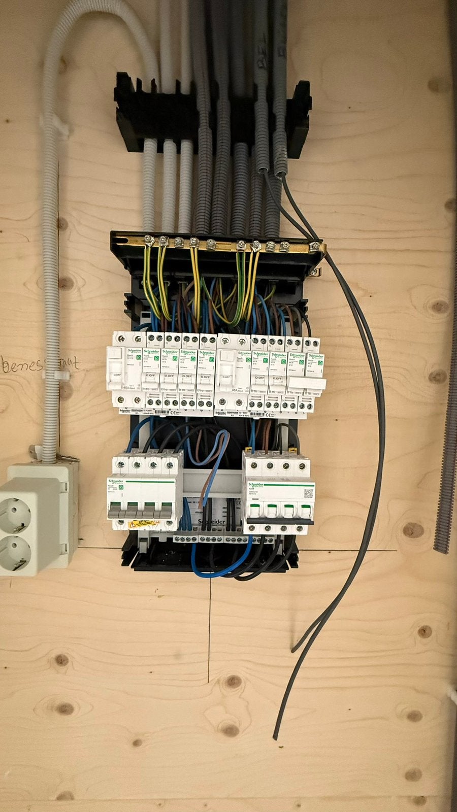 ERVAREN ELEKTRICIËN BESCHIKBAAR – AMSTERDAM & OMSTREKEN, Vacatures, Overige uren, Vanaf 10 jaar, Overige vormen