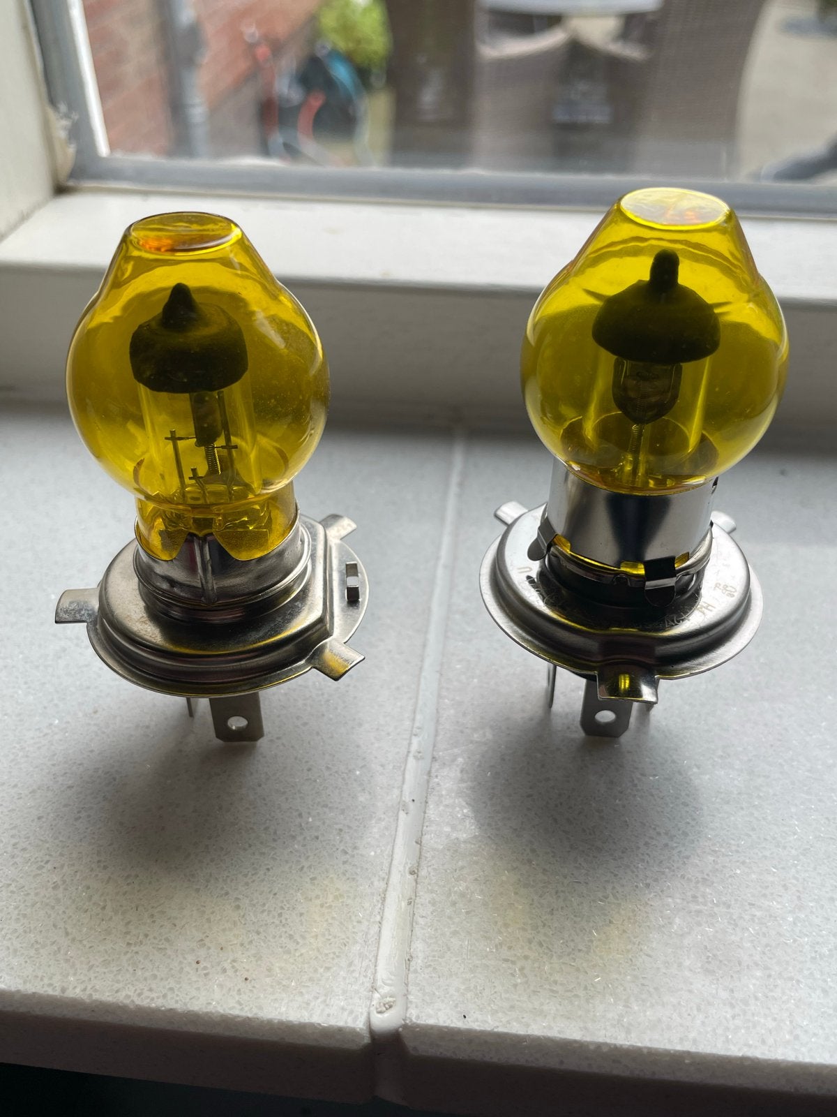 Gele kapjes voor H4 lampen - Klassieke look voor oldtimers, Auto-onderdelen, Verlichting, Ophalen of Verzenden, Nieuw, Oldtimer onderdelen