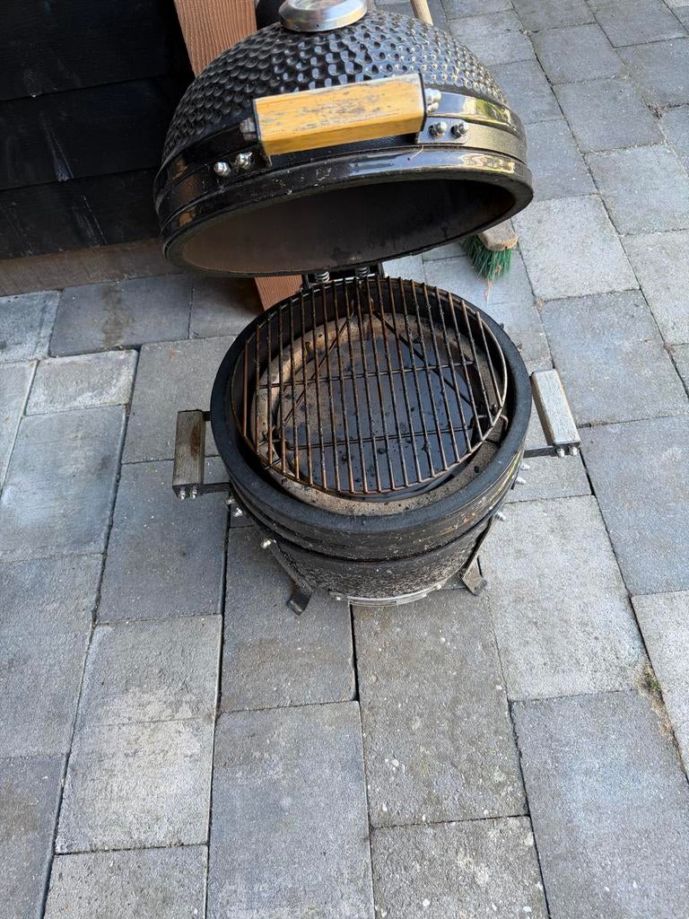 Compact Kamado Urban Chef BBQ -, Ophalen, Zo goed als nieuw