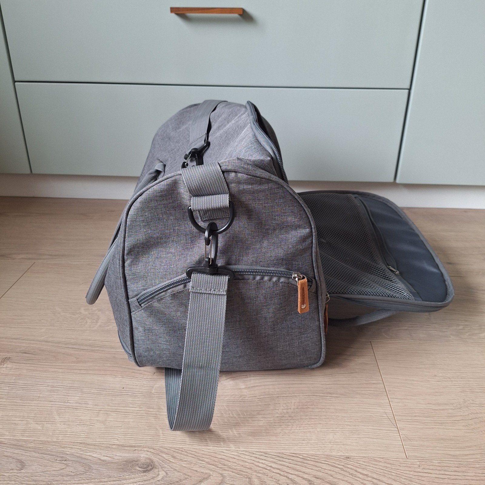 Cangaroo verzorgingstas met verschoningsmatje, Extra vakken, Zo goed als nieuw, Grijs, Ophalen