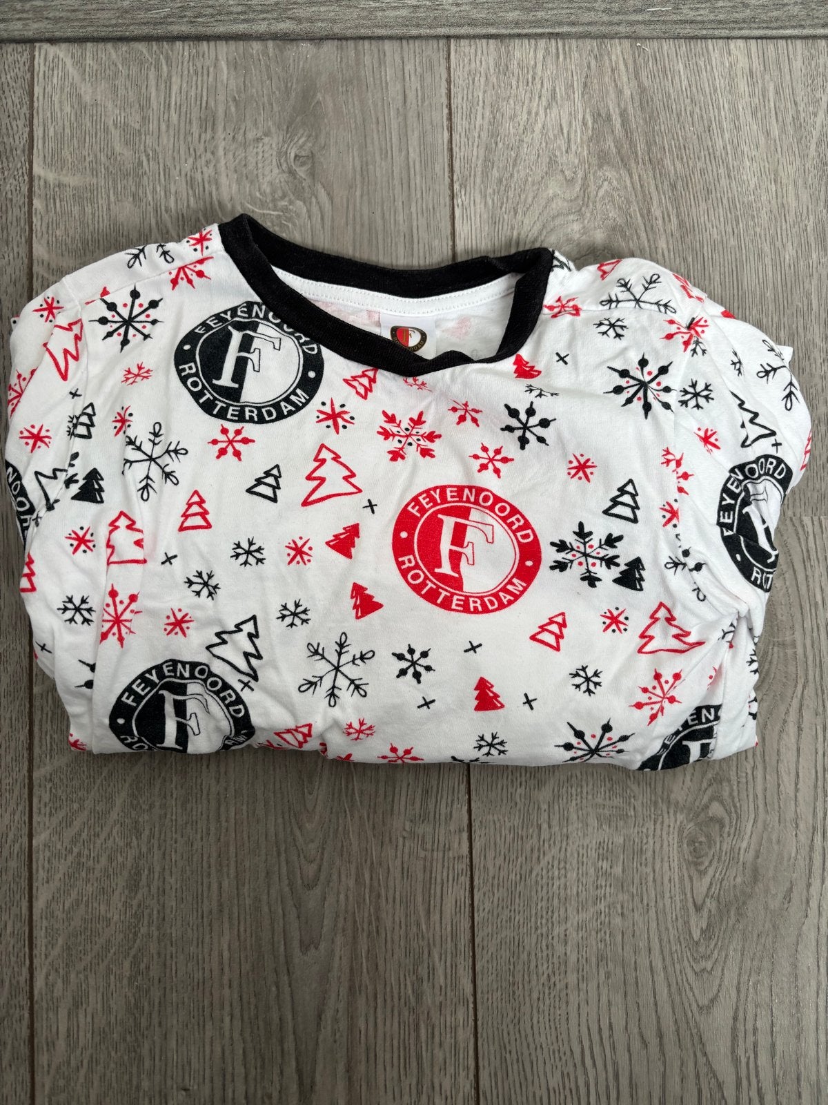 Feyenoord Kerstpyjama - Maat 122cm (6-7 jaar), Ophalen of Verzenden, Zo goed als nieuw