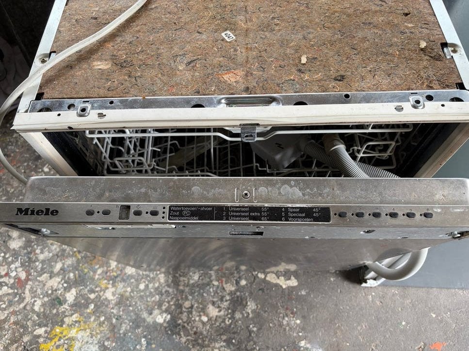Miele vaatwasser defect - voor onderdelen, Witgoed en Apparatuur, Vaatwasmachines, Ophalen, 60 cm of meer, Inbouw, Niet werkend