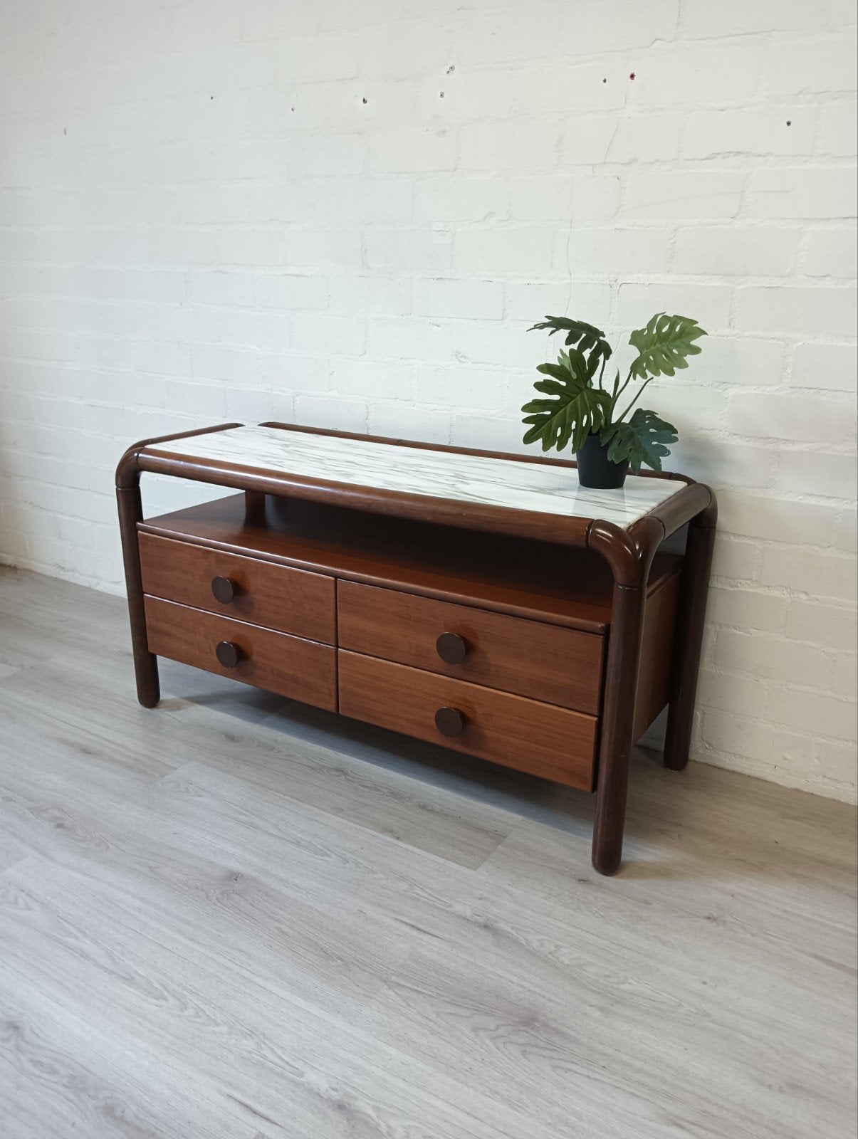 Vintage TV-meubel met marmeren blad en lades, Antiek en Kunst, Ophalen