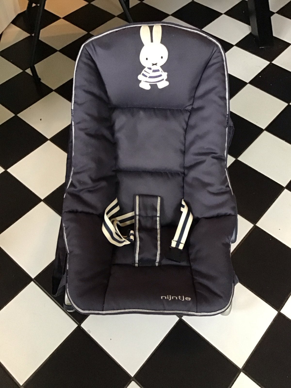Topmark wipstoeltje Nijntje donker blauw/grijs, Kinderen en Baby's, Gebruikt, Wipstoel, Ophalen of Verzenden, Met gordel(s) of riempje(s)