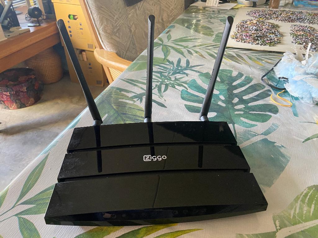 Ziggo Wifi model C7 Wifi-booster - (access point), Ophalen of Verzenden, Gebruikt