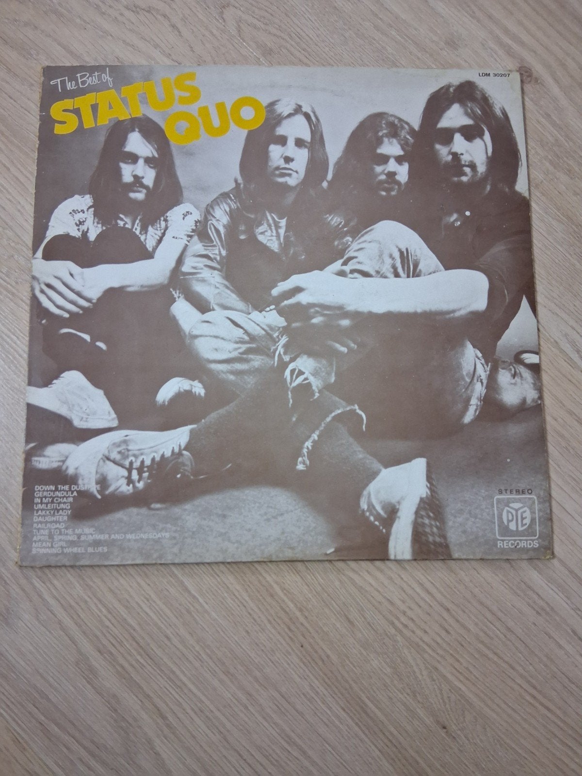 Status Quo - The Best Of Status Quo LP (LDM 30207), Ophalen of Verzenden, Gebruikt, 12 inch