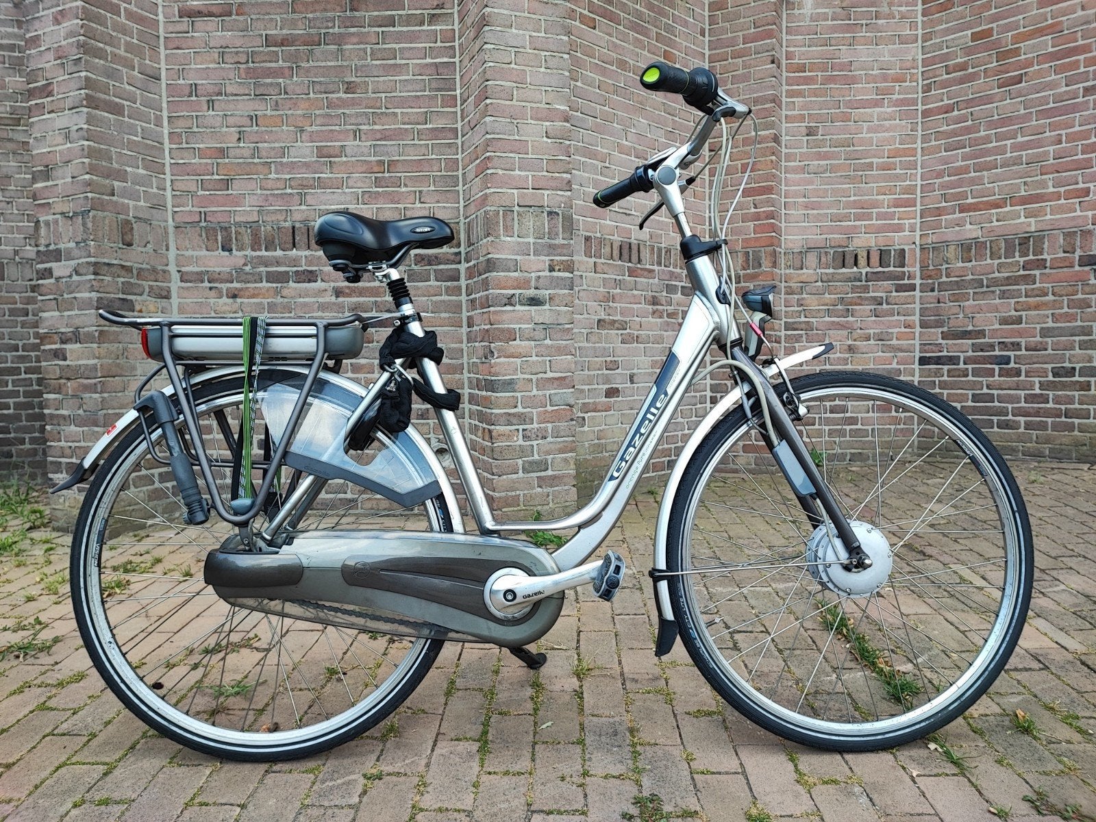 Gazelle elektrische fiets, Ophalen, Zo goed als nieuw, 51 tot 55 cm, 50 km per accu of meer
