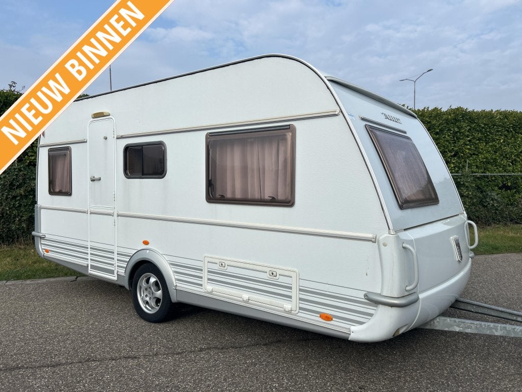 Tabbert Vivaldi 450 THD VOORTENT EN LUIFEL, Caravans en Kamperen, Caravans, Weinsberg / Knaus Tabbert AG, Rondzit, Tabbert, Bedrijf