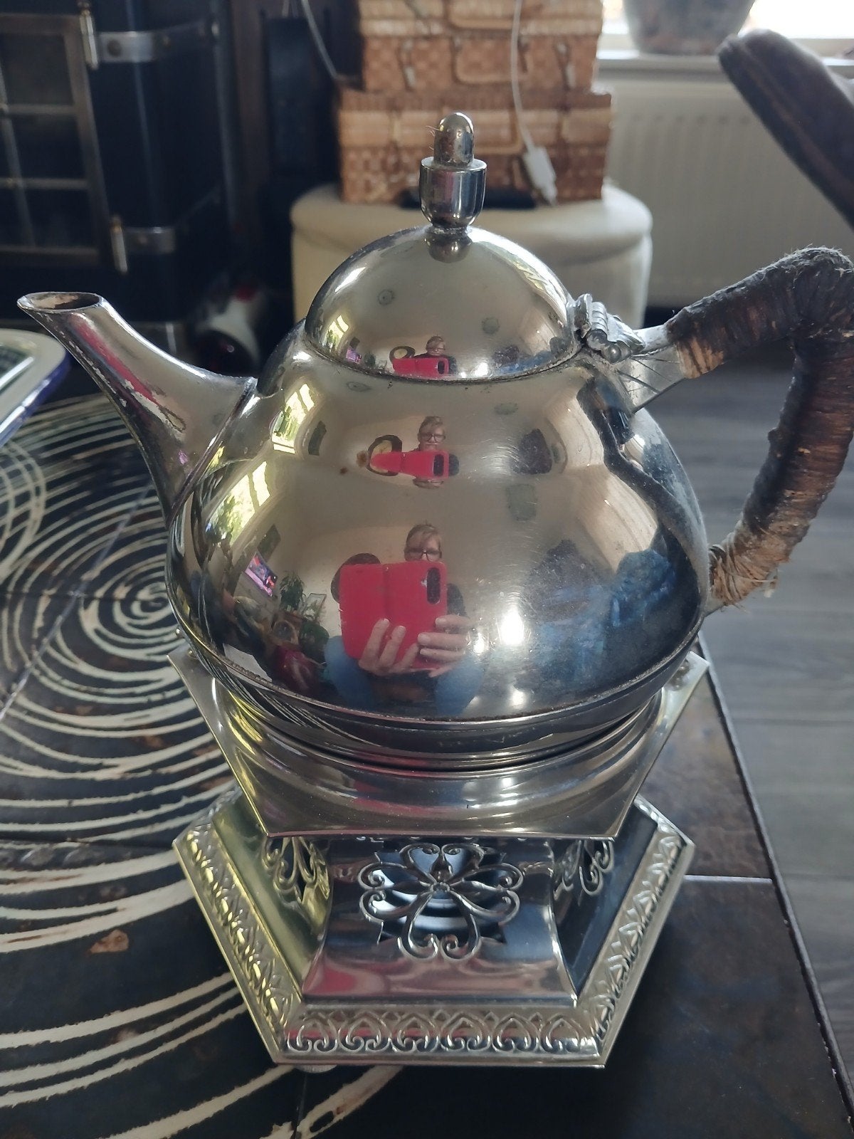 theelichtje zilverkleurig met theepot, Ophalen