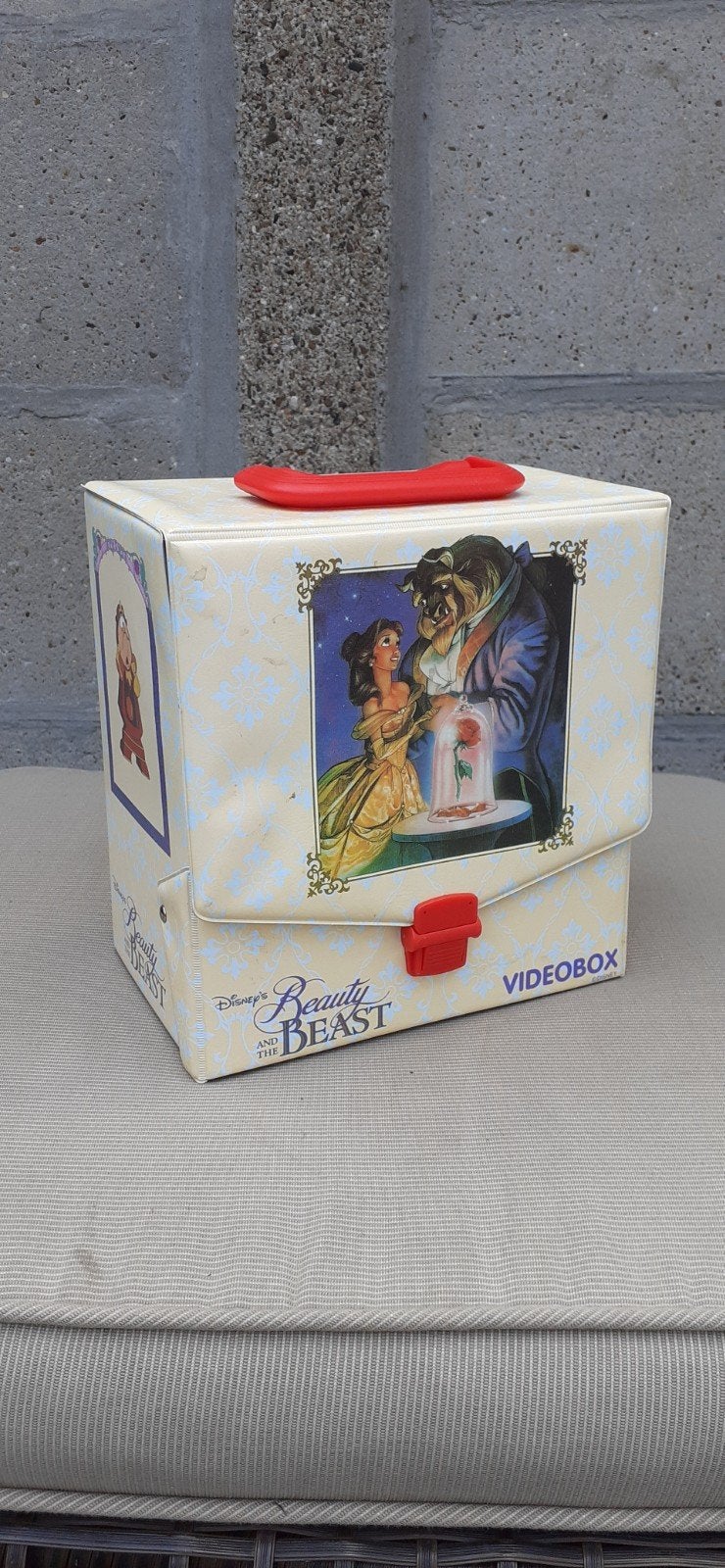 Beauty and the beast vhs koffer., Verzamelen, Disney, Ophalen of Verzenden, Assepoester of Belle, Zo goed als nieuw, Tas, Koffer of Zak