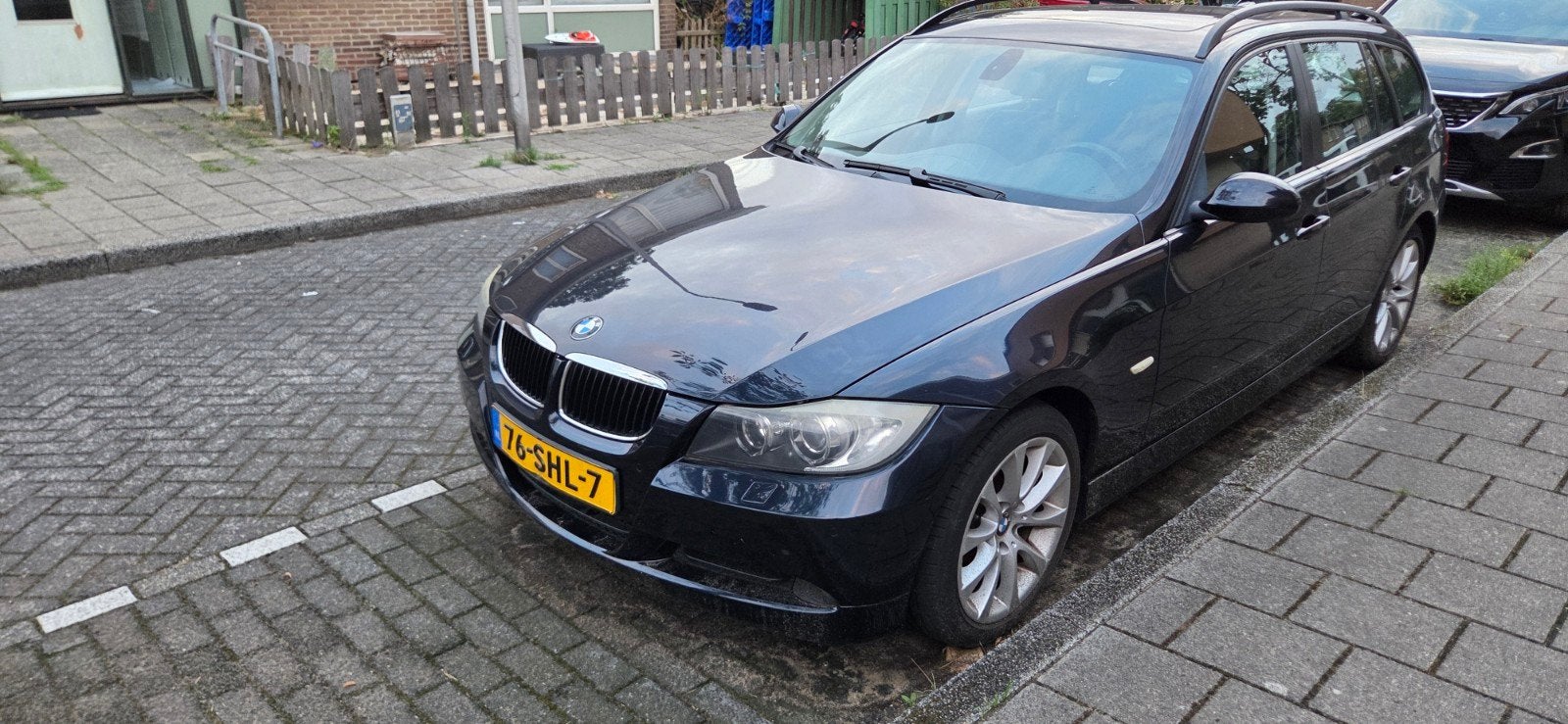 BMW 320 Touring 125KW 2008 Zwart (met wat werk), Achterwielaandrijving, 1995 cc, Zwart, 4 cilinders