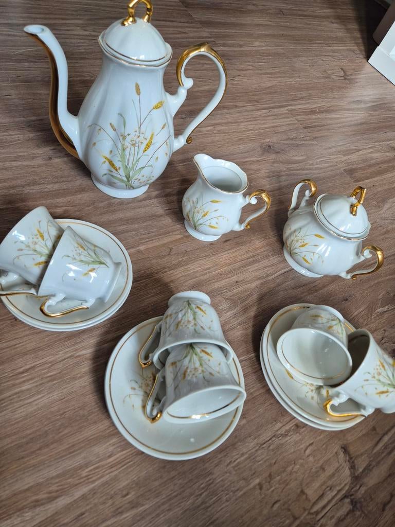 Fena Porseleinen Theeset met Gouden Details en Korenaren, Ophalen of Verzenden