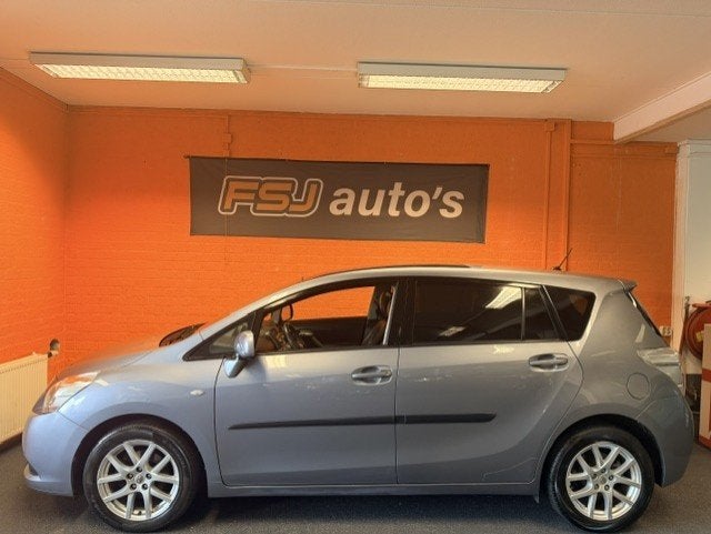 Toyota Verso 1.8 VVT-I / 7 PERSOONS / PANODAK / TOPSTAAT!, Auto's, Toyota, Voorwielaandrijving, Dealer onderhouden, 450 kg, Gebruikt