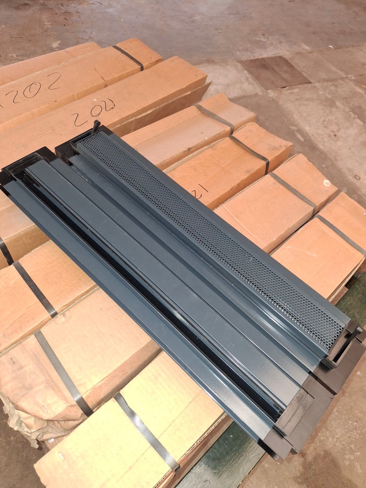 Comprial Turbolux Ventilatieschuif / Ventilatorrooster, Doe-het-zelf en Verbouw, Kozijnen en Schuifpuien, Ophalen, Nieuw