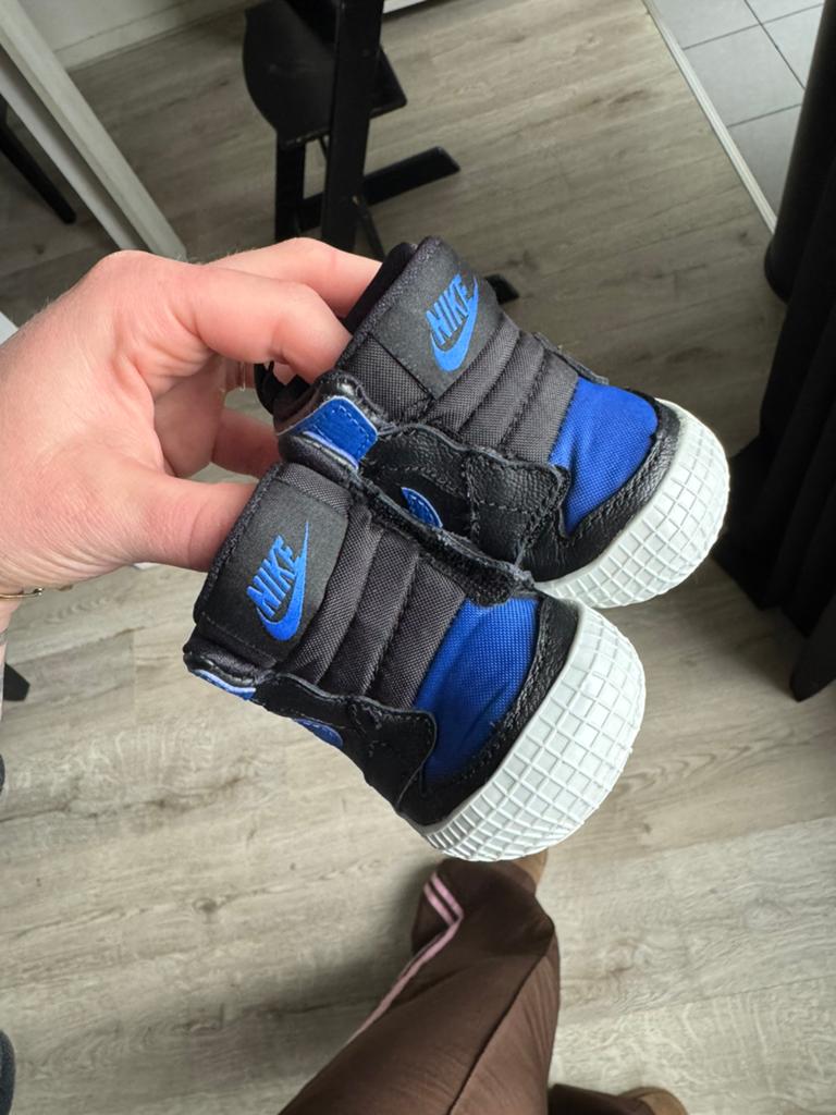 Niks schoenen maat 16, Ophalen of Verzenden, Nieuw, Jongetje of Meisje, Slofjes