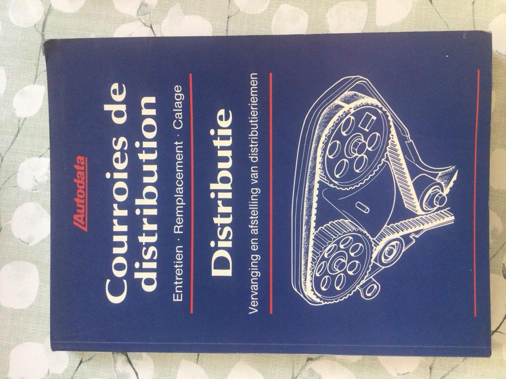 Autodata Distributie Boeken - Set van 2, Ophalen of Verzenden, Gelezen, Algemeen