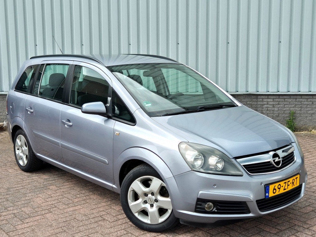 Opel ZAFIRA 2.2 Temptation 7 Pers. AUTOMAAT Airco, Auto's, Opel, 4 cilinders, 150 pk, 7 stoelen, Origineel Nederlands