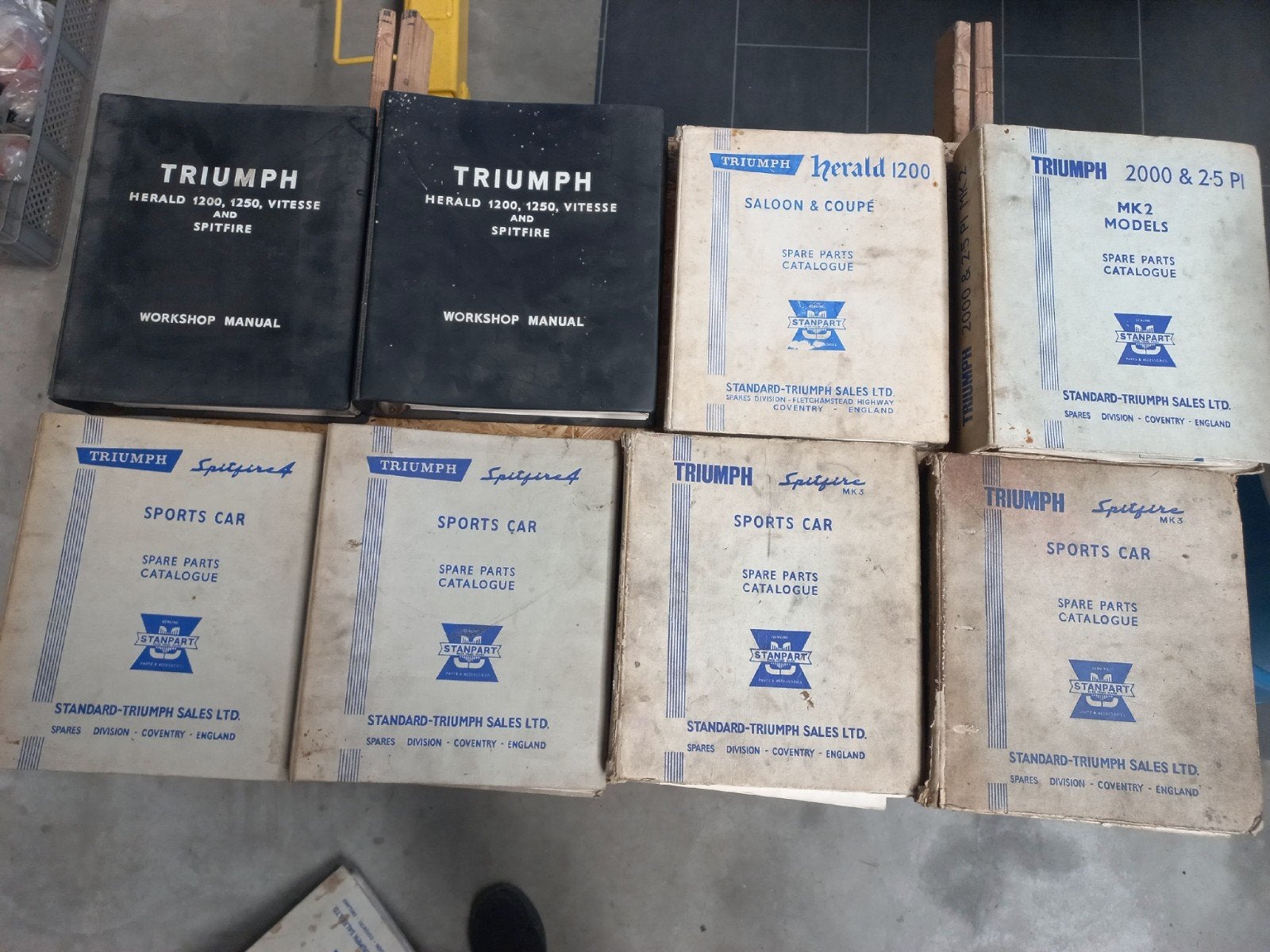 Triumph Spare Parts en werkplaatshandboeken, Ophalen of Verzenden, Zo goed als nieuw, Overige merken