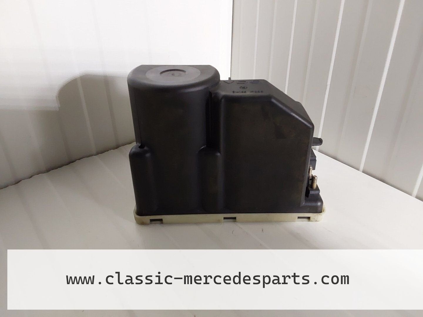 Centraledeurvergrendelingspomp / CV pomp Mercedes E-klasse W, Gebruikt, -, Ophalen of Verzenden, -