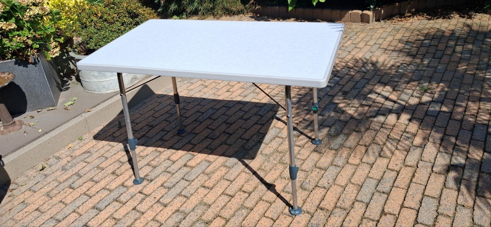 Dukdalf campingtafel - lichtgewicht en inklapbaar, Caravans en Kamperen, Kampeeraccessoires, Ophalen, Gebruikt