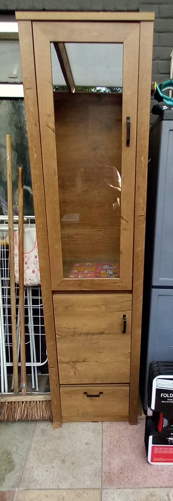 Vitrine kast, Huis en Inrichting, Kasten | Vitrinekasten, Ophalen, Met deur(en), 50 tot 100 cm, Zo goed als nieuw