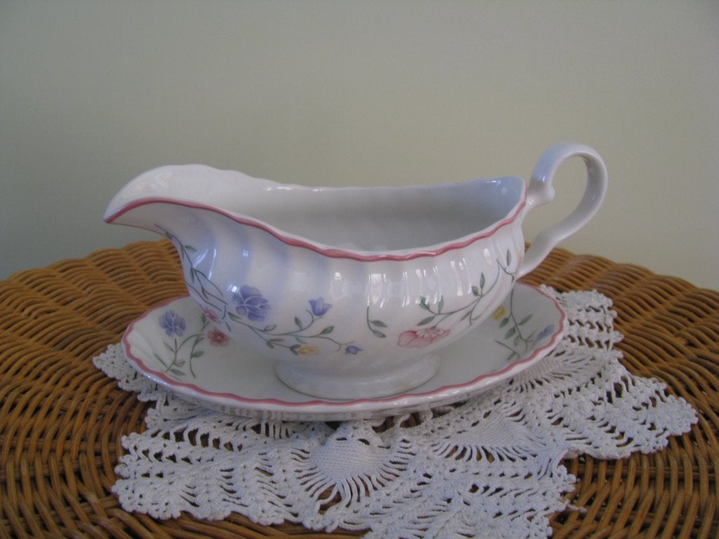 Summer Chintz * ZGAN * jus # saus kom + schotel * voor :, Huis en Inrichting, Keuken | Servies, Ophalen of Verzenden, Zo goed als nieuw