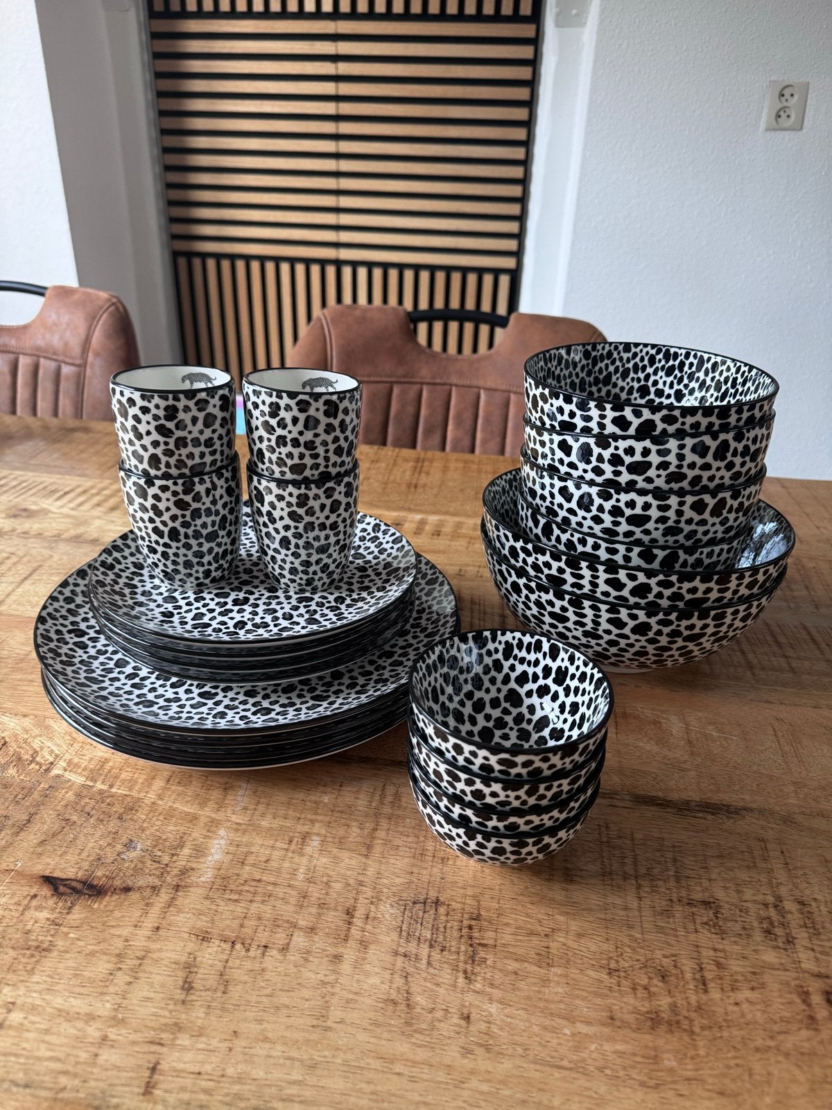 Nieuw 22-delig Loft Jungle servies – luipaardprint, Ophalen, Keramiek, Nieuw, Modern