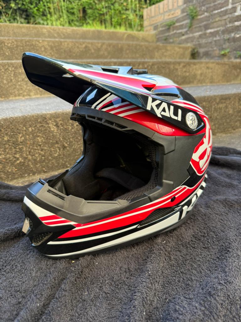 Kali full face helm maat L 58-59 cm, Fietsen en Brommers, Fietsaccessoires | Fietshelmen, Ophalen of Verzenden, Zo goed als nieuw