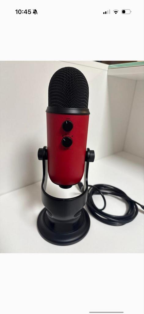 Blue Yeti USB Microfoon - Rood, Ophalen of Verzenden, Zo goed als nieuw, Studiomicrofoon