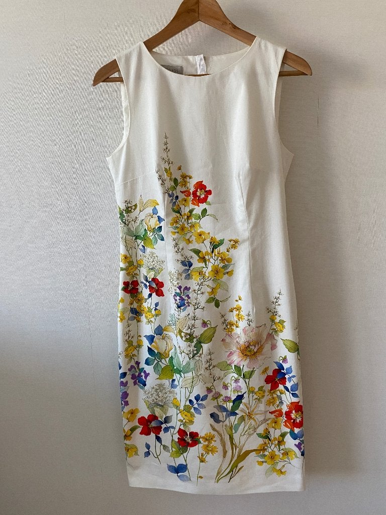 Hobbs mouwloze jurk, creme met bloemen maat 36, Beige, Ophalen of Verzenden, Zo goed als nieuw, Maat 36 (S)