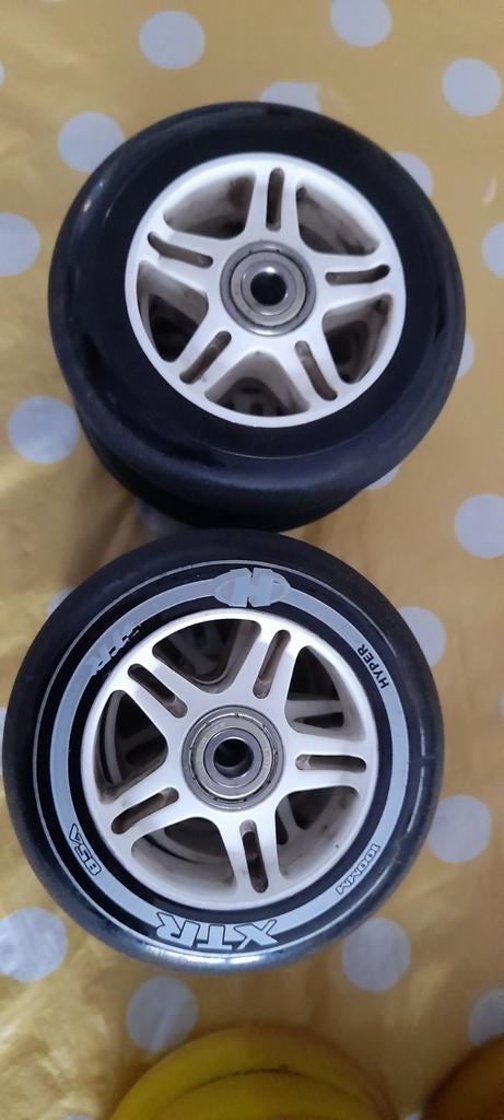 16 skeelerwielen 100mm met runners, Sport en Fitness, Skeelers, Ophalen of Verzenden