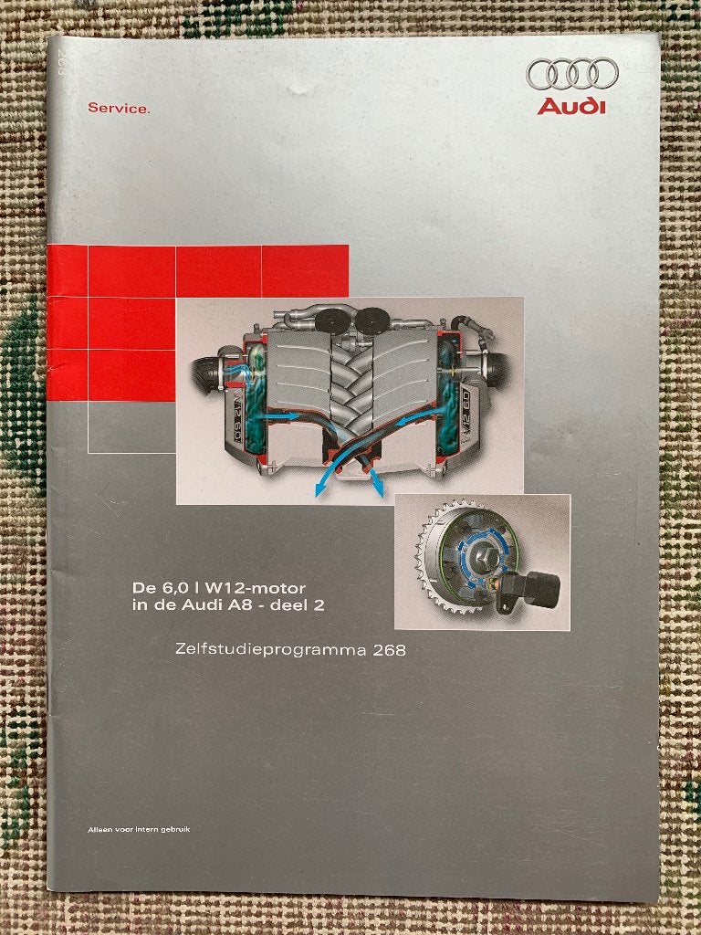 Intern zelfstudieprogramma Audi A8 6.0 l W12 motor 2001 nr.2, Ophalen of Verzenden, Zo goed als nieuw, Audi, Audi