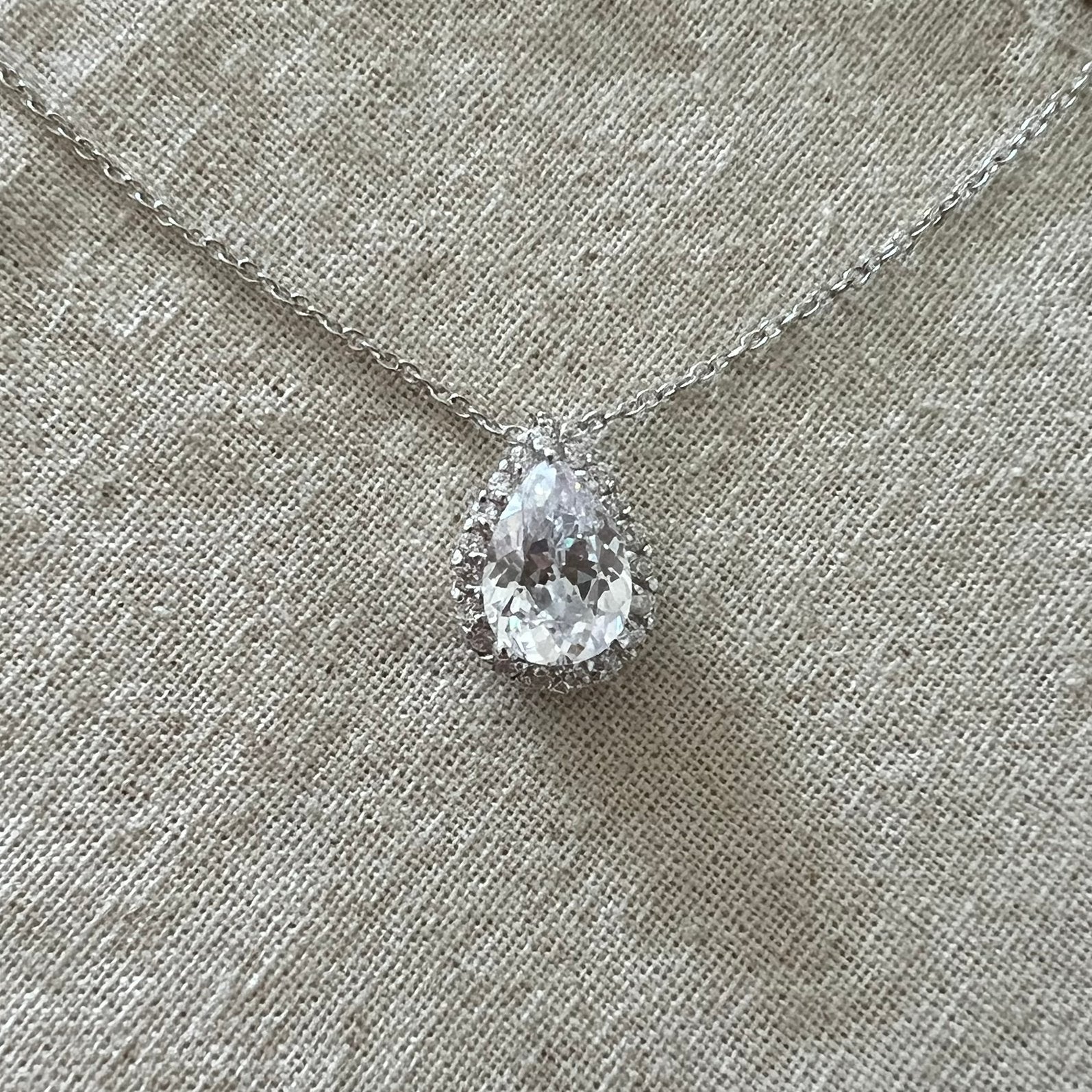 Zilveren 925 ketting met peervormige steen zirkonia, Verzenden, Zo goed als nieuw, Zilver
