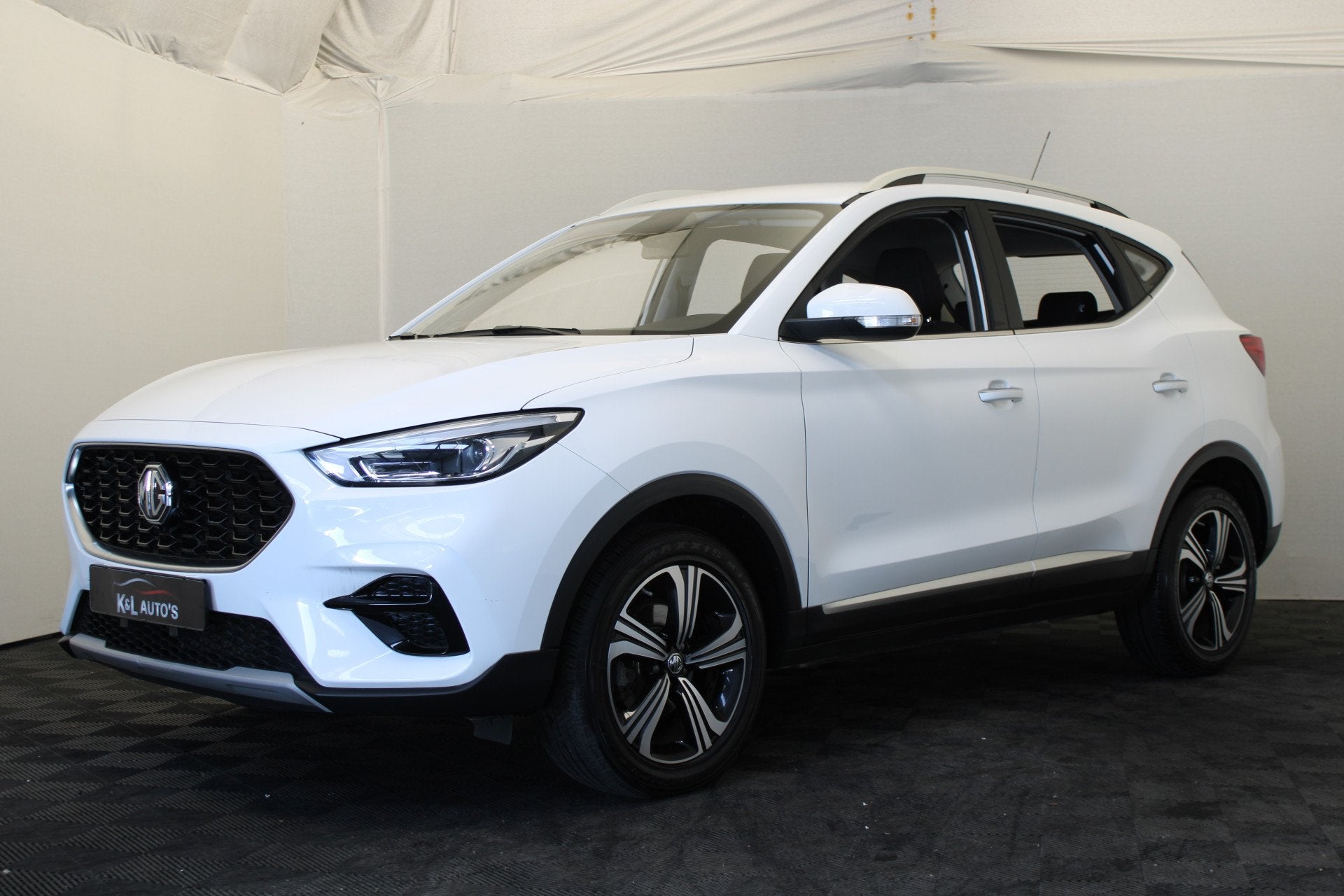 MG ZS 1.5 (bj 2023), Auto's, MG, Voorwielaandrijving, Stof, 4 cilinders, ZS