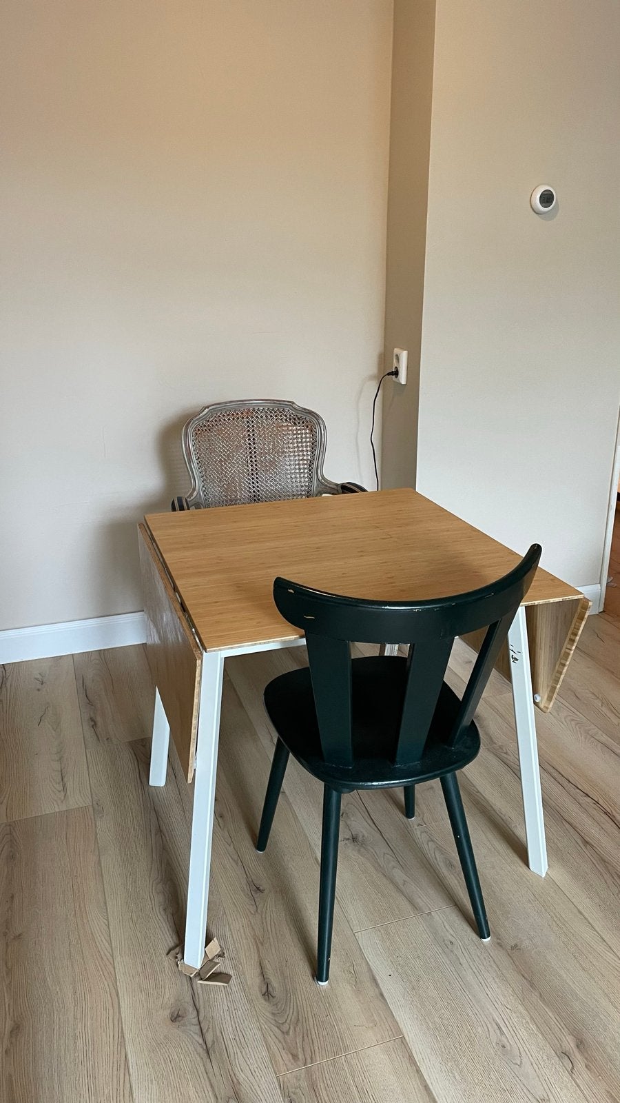 Foto 3 van Uitschuifbare eettafel van bamboe