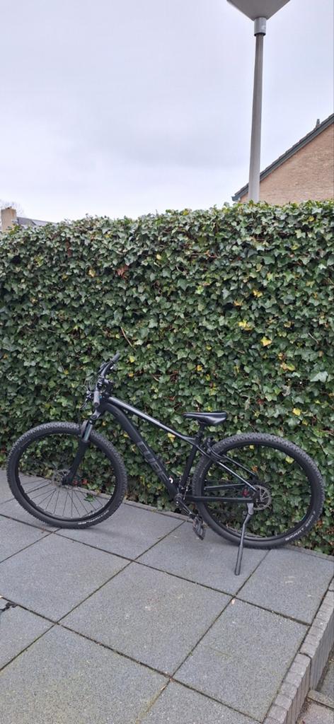 Cube aim race pro mountainbike. Zwart met blauw., Fietsen en Brommers, Fietsen | Mountainbikes en ATB, Ophalen, Zo goed als nieuw