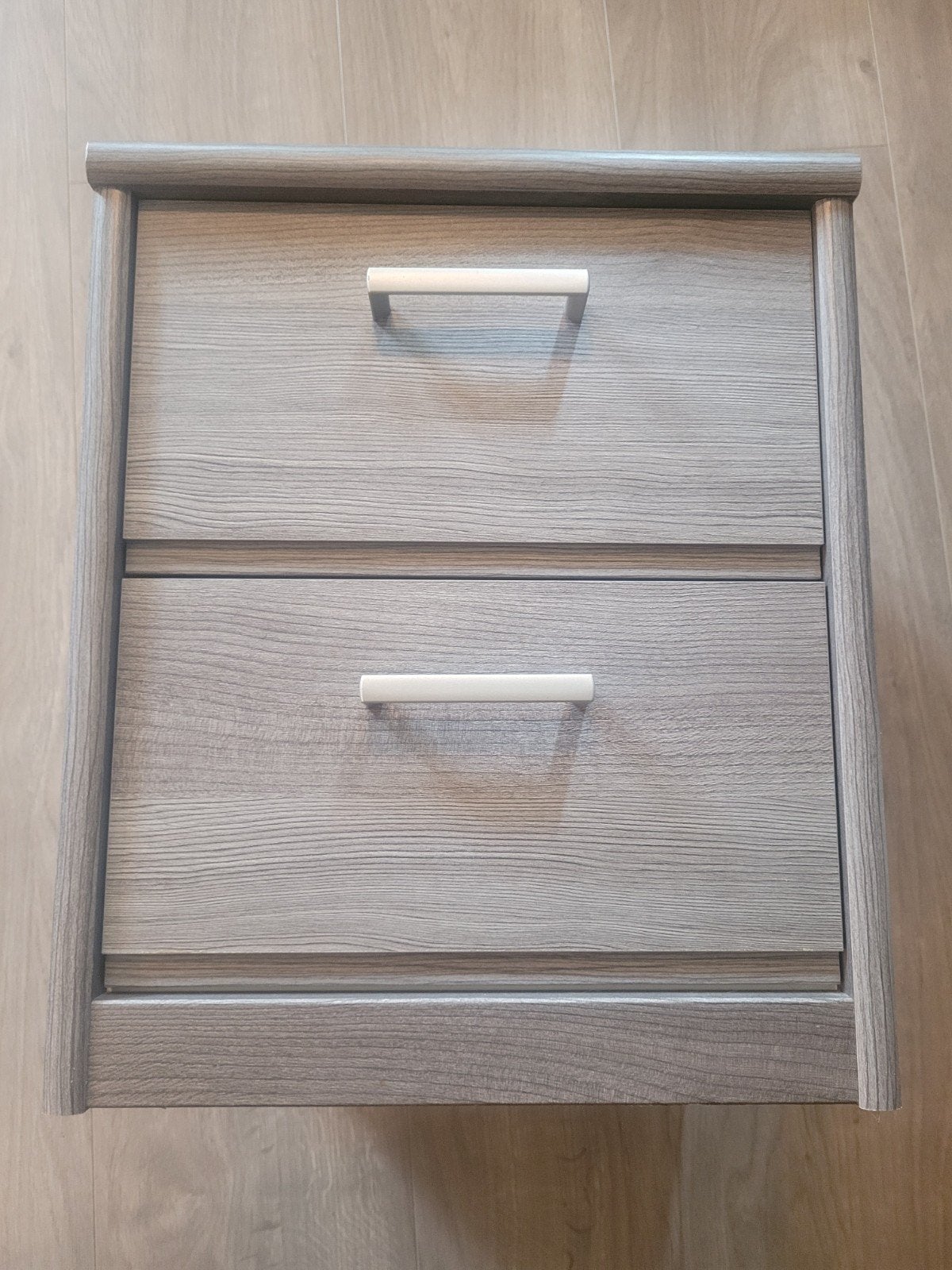 Nachtkastje grijs, Huis en Inrichting, Slaapkamer | Nachtkastjes, Ophalen, Gebruikt, Minder dan 45 cm, Minder dan 55 cm