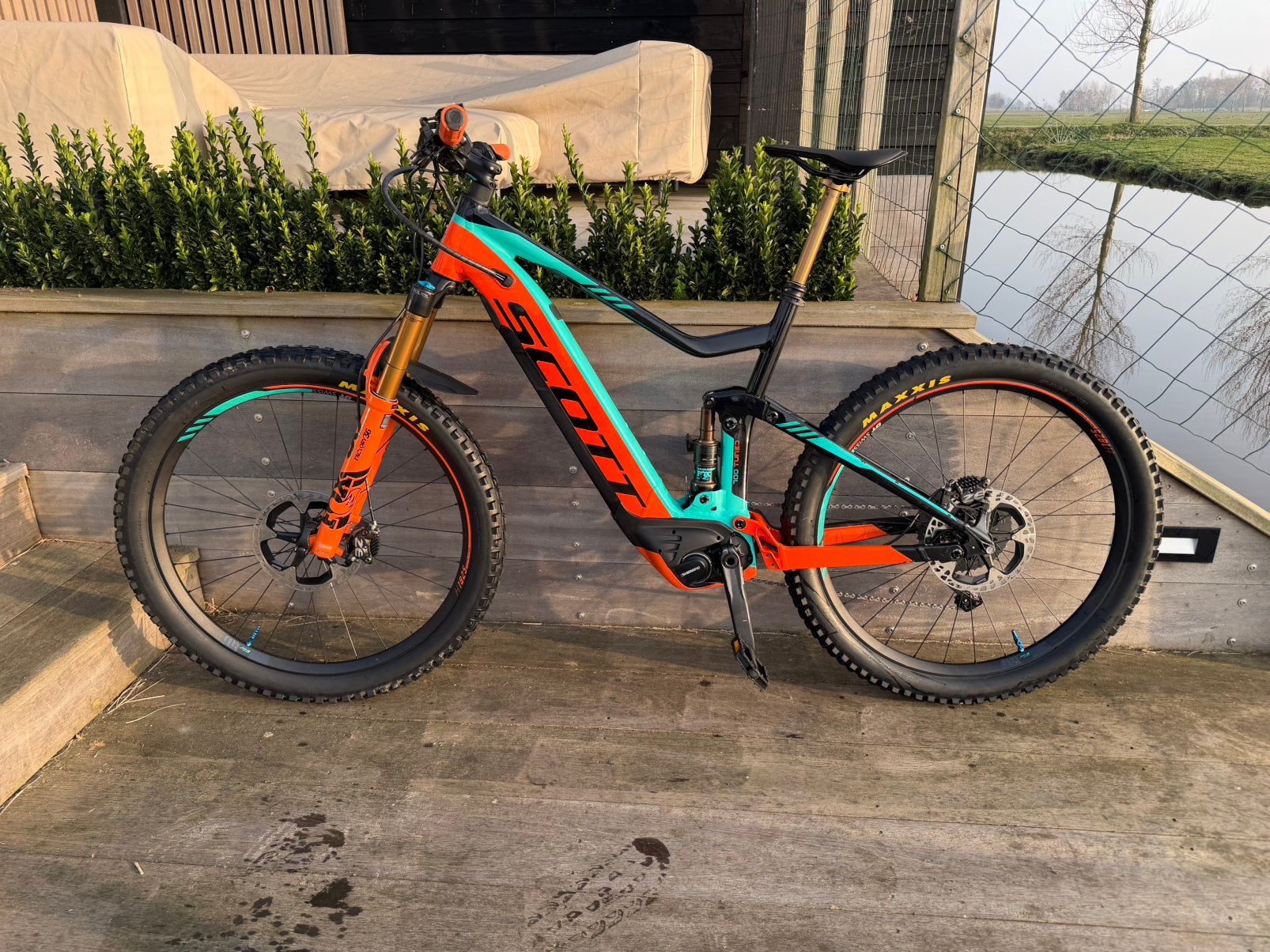 Scott E-Genius 700 - Large - 2 accu’s, Fully, Ophalen of Verzenden, Zo goed als nieuw, Overige merken