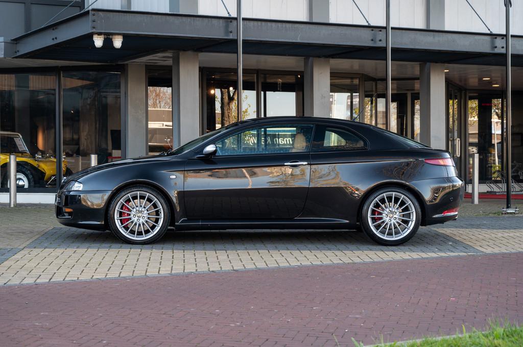 Alfa Romeo GT 3.2 V6 (bj 2006), Auto's, 1385 kg, Gebruikt, Beige, Overige kleuren
