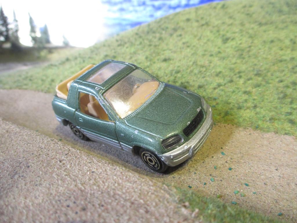 1:50 Toyota RAV 4 - Majorette Coast Guard, Ophalen of Verzenden, Gebruikt, Auto