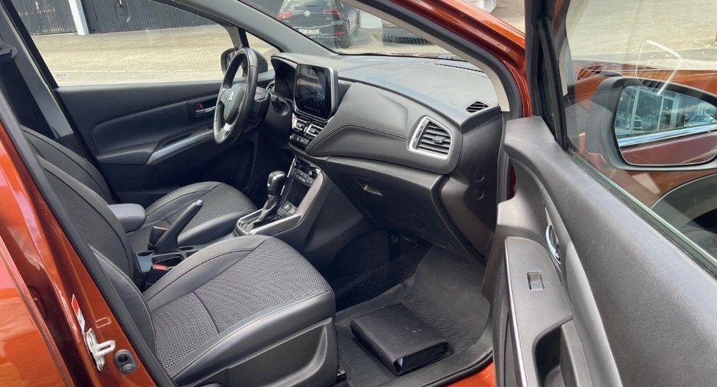Suzuki S-Cross 1.5 Hybrid AllGrip Style Automaat|Pano|360|Le, Auto's, Suzuki, Automaat, Gebruikt, Zwart, Leder en Stof
