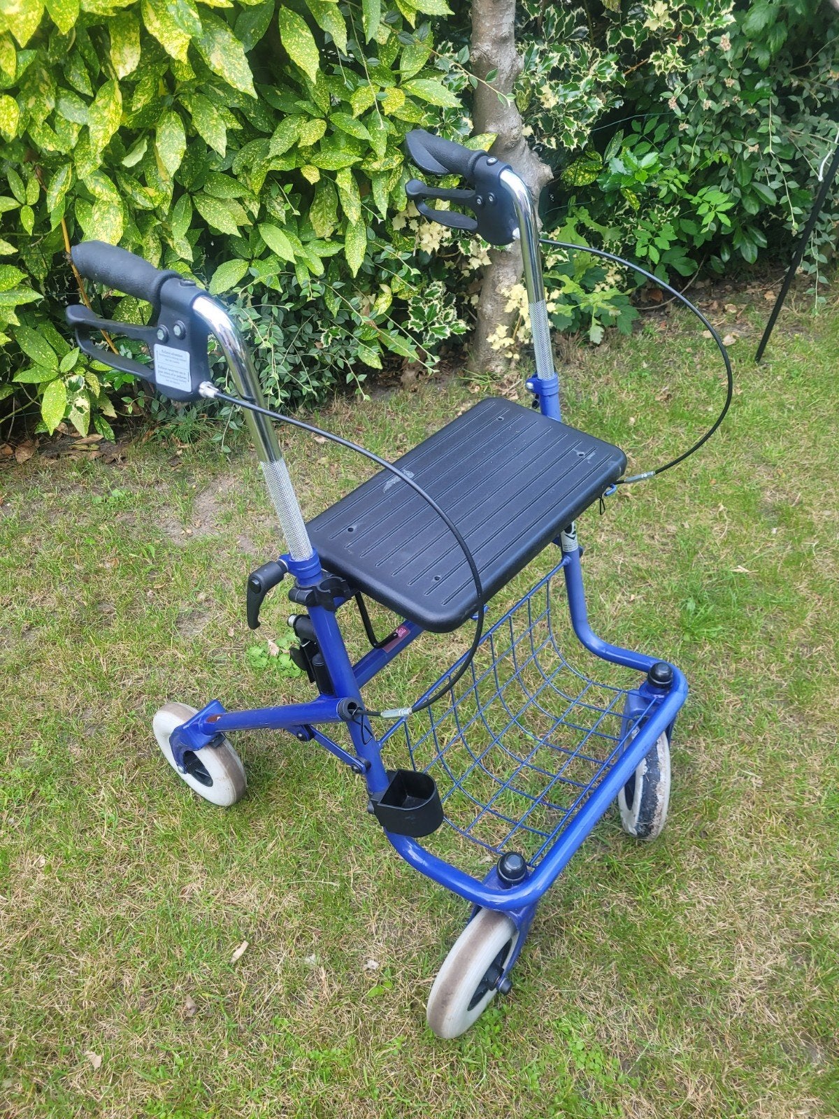 Degelijke opvouwbare rollator, Ophalen of Verzenden, Opvouwbaar, Zo goed als nieuw