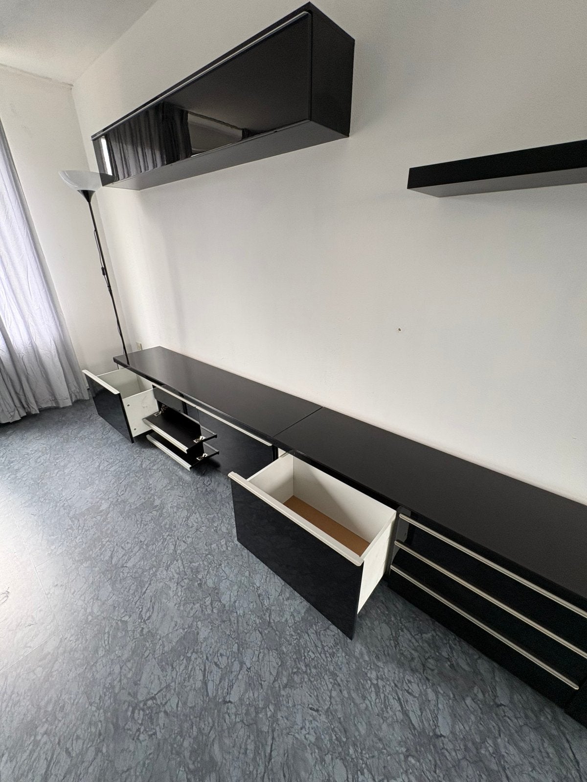 Twee tv meubels  Ikea zwart , lak,, Ophalen, Zo goed als nieuw, Zwart, Overige typen