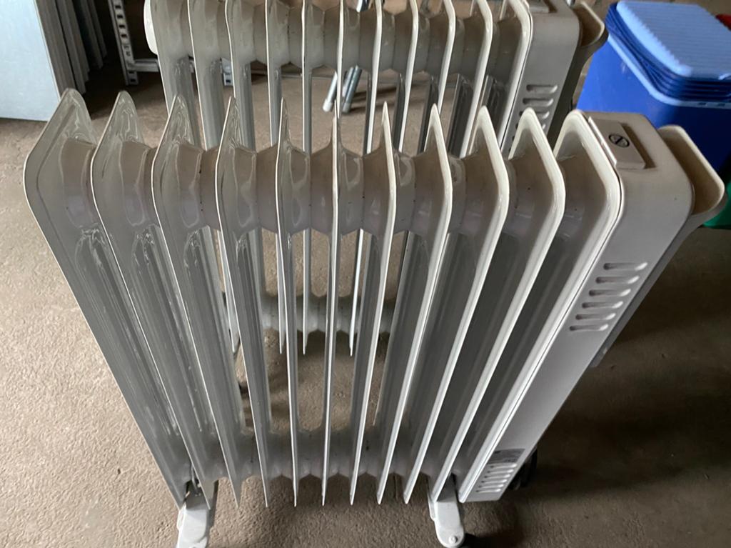 Sencys olieradiator 2500W wit per stuk, Doe-het-zelf en Verbouw, Verwarming en Radiatoren, Zo goed als nieuw, Radiator, 800 watt of meer
