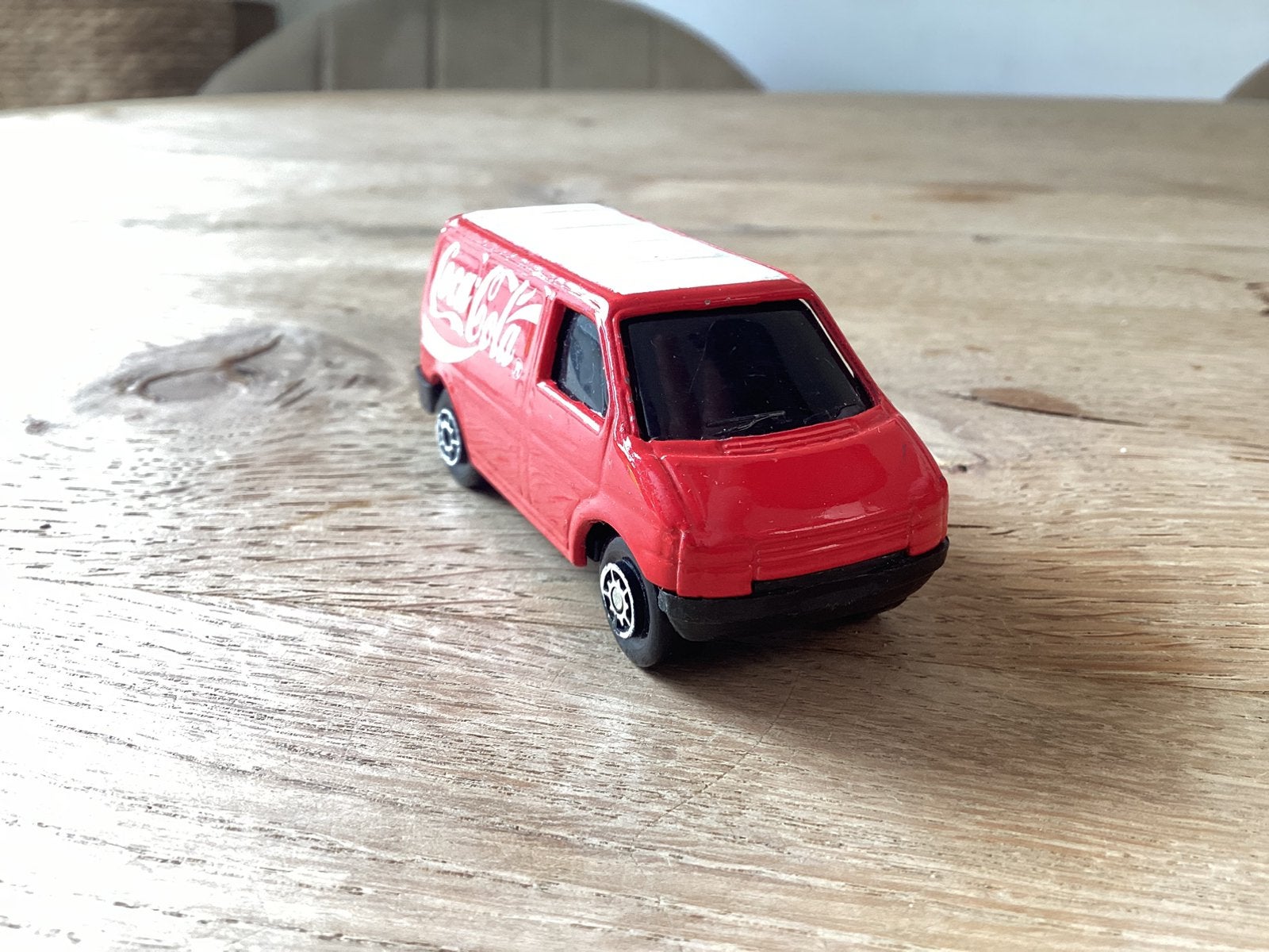 Maisto Edocar VW Caravelle T4 Coca-Cola Bestelbus Modelauto, Ophalen of Verzenden, Gebruikt, Auto