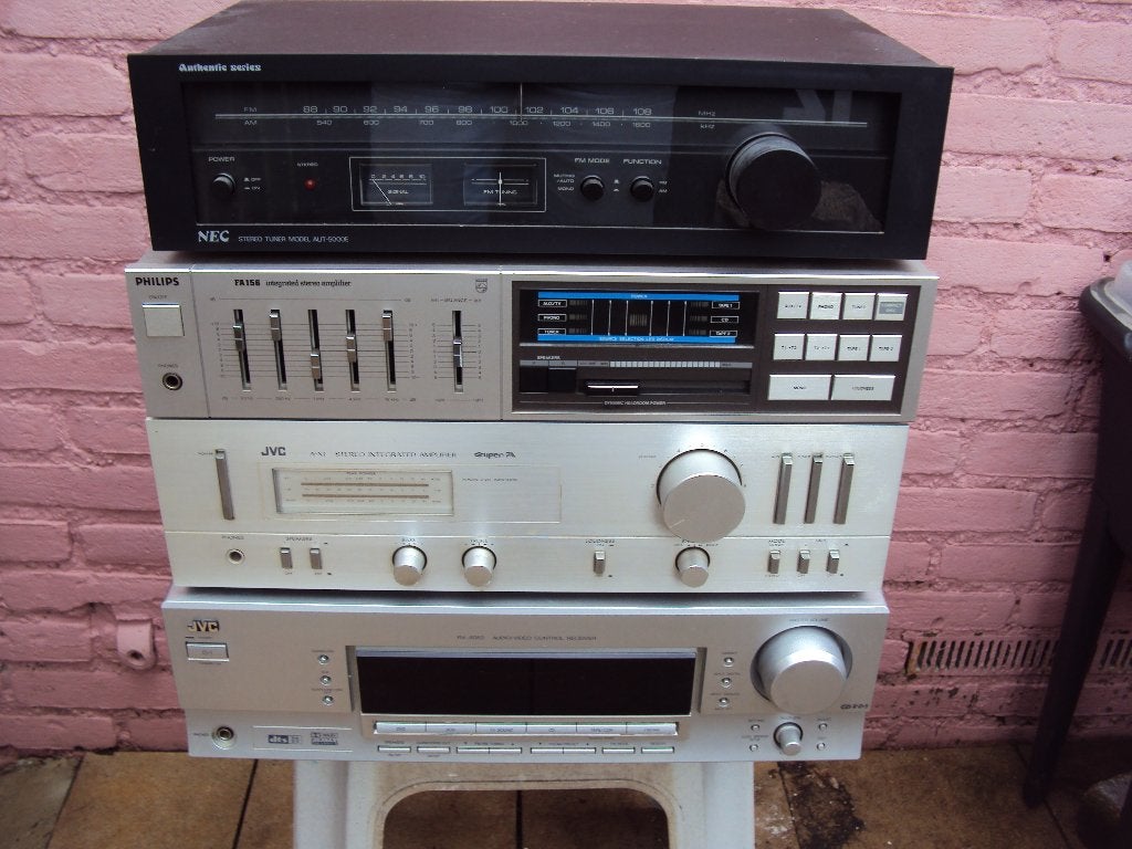 Diverse Audio in 1 koop. Nad-Akai-Jvc. Sony. Nakijken !!, Ophalen, Gebruikt, Tuner of Radio, Losse componenten