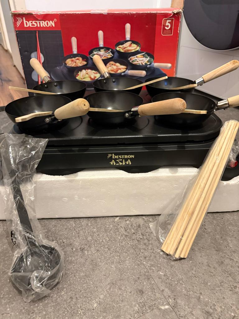 Bestron Asia Wokpannetjes Set - Compleet met Accessoires, Witgoed en Apparatuur, Gourmetstellen, Ophalen, Gebruikt, 4 t/m 7 personen