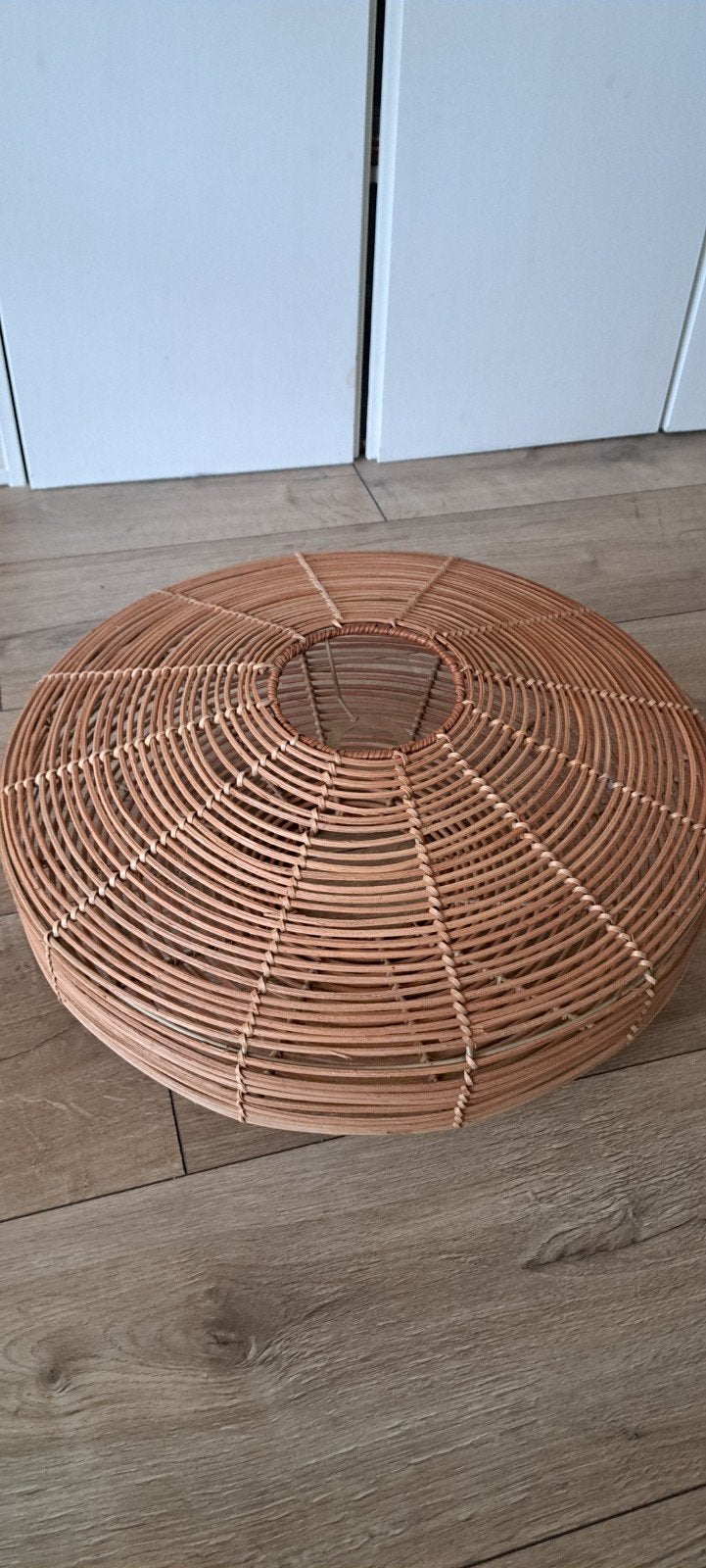Rotan plafonnière lamp, Jimmy Karwei, Ophalen, Gebruikt, Beige, Overige merken