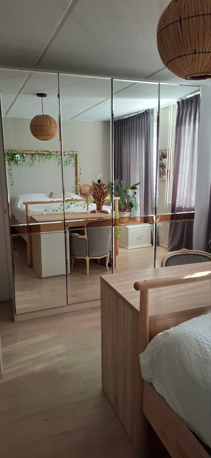 Slaapkamer, kast,bed,bureau, Wit, Tweepersoons, Zo goed als nieuw, Hout