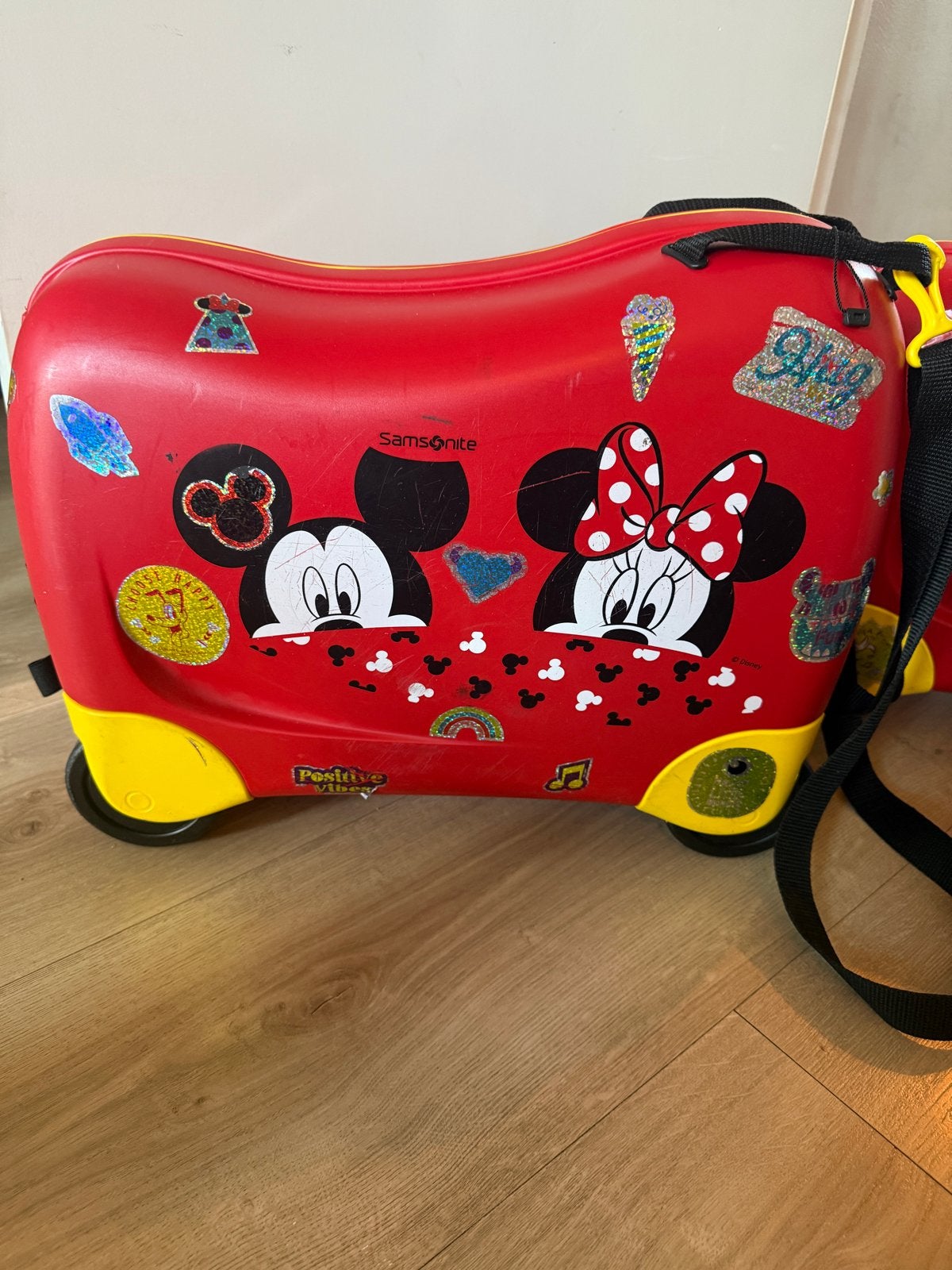 Samsonite Disney Minnie & Mickey kinderkoffer met wieltjes, Wieltjes, 40 tot 60 cm, Gebruikt, 20 tot 30 cm